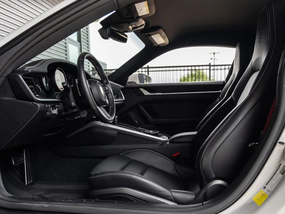 2024 Porsche 992 Carrera 4S - Image 29 of 31