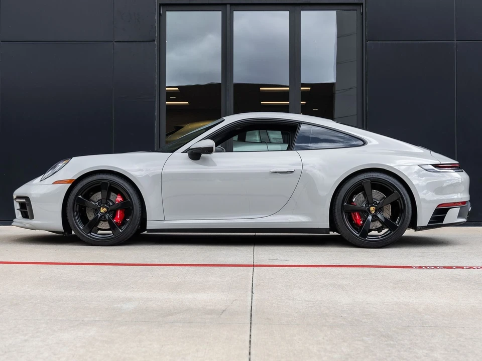 2024 Porsche 992 Carrera 4S - Image 2 of 31