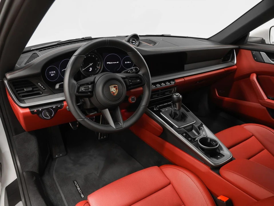 2024 Porsche 992 Carrera S - Image 4 of 31