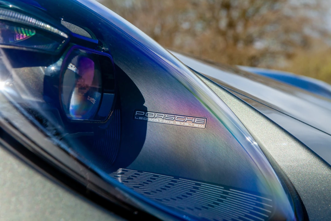 2024 Porsche 992 Carrera - Image 18 of 31