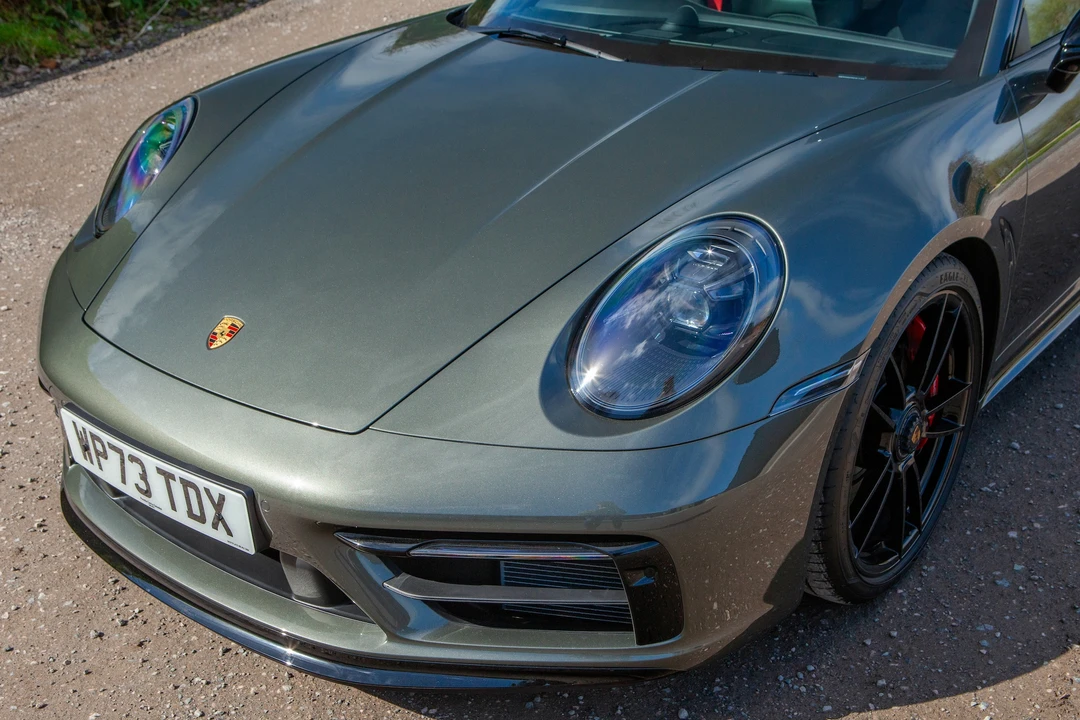 2024 Porsche 992 Carrera - Image 23 of 31