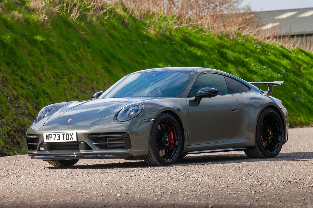 2024 Porsche 992 Carrera - Image 3 of 31