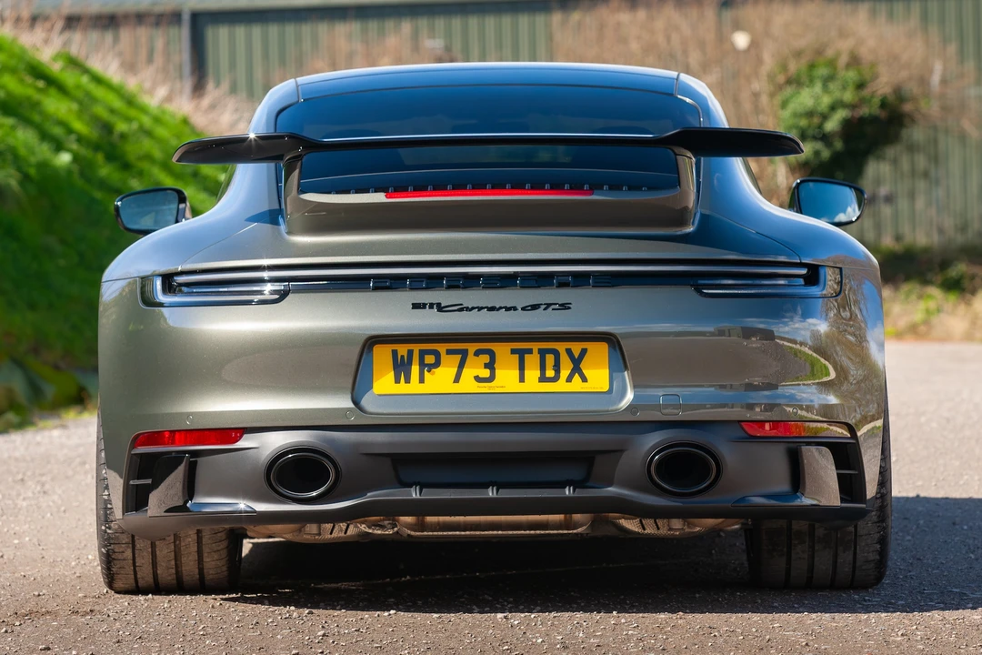 2024 Porsche 992 Carrera - Image 6 of 31