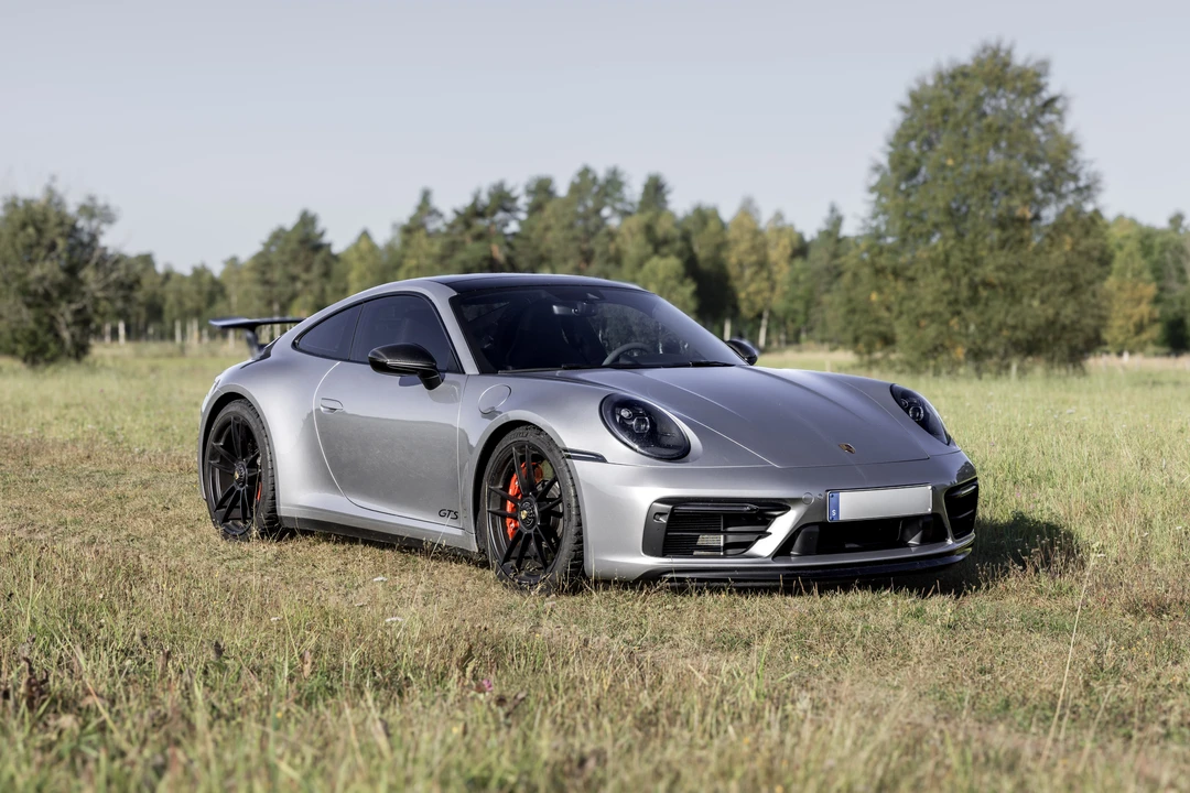 2024 Porsche 992 Carrera GTS - Image 3 of 31