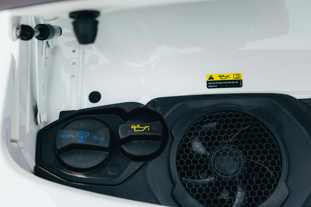 2024 Porsche 992 Dakar - Image 7 of 21