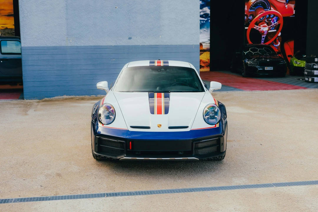 2024 Porsche 992 Dakar - Image 18 of 21