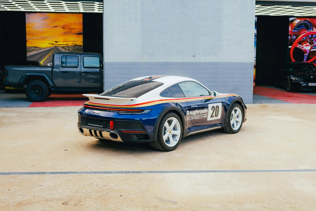 2024 Porsche 992 Dakar - Image 9 of 21