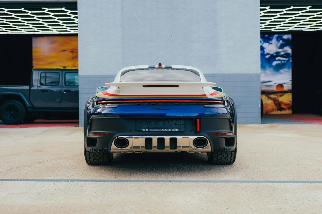 2024 Porsche 992 Dakar - Image 14 of 21