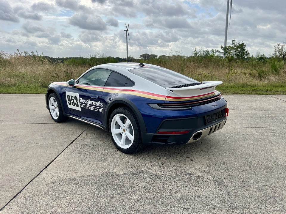 2024 Porsche 992 Dakar - Image 5 of 31