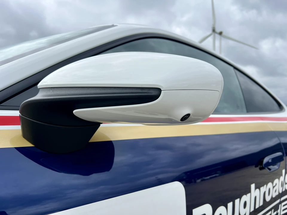 2024 Porsche 992 Dakar - Image 28 of 31