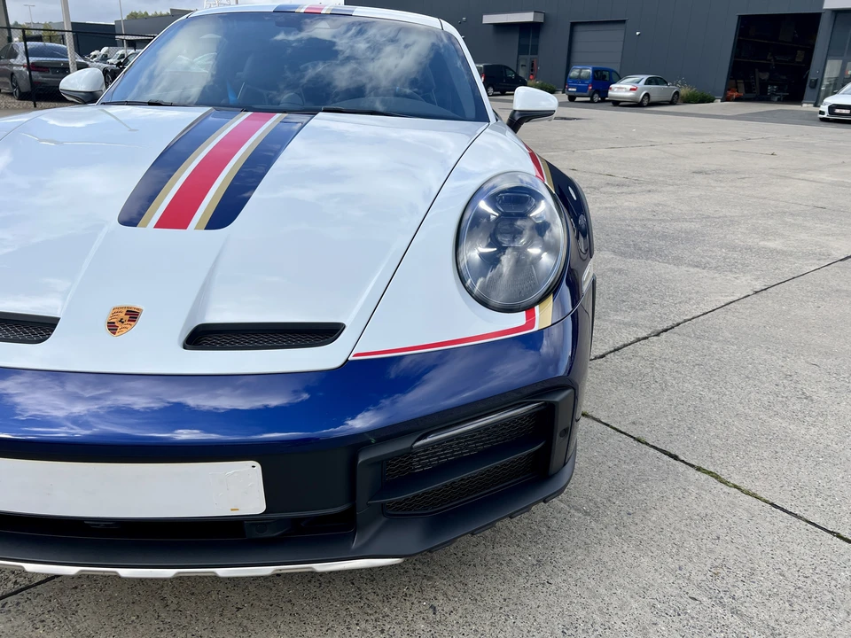 2024 Porsche 992 Dakar - Image 17 of 31