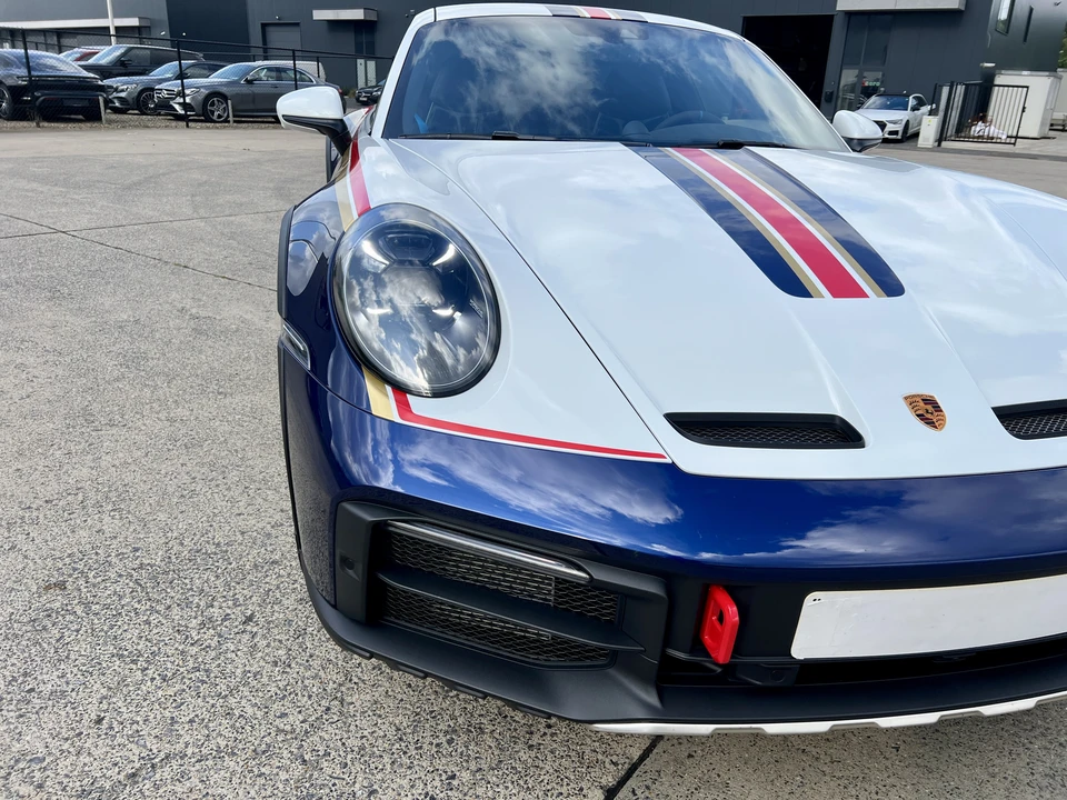 2024 Porsche 992 Dakar - Image 16 of 31