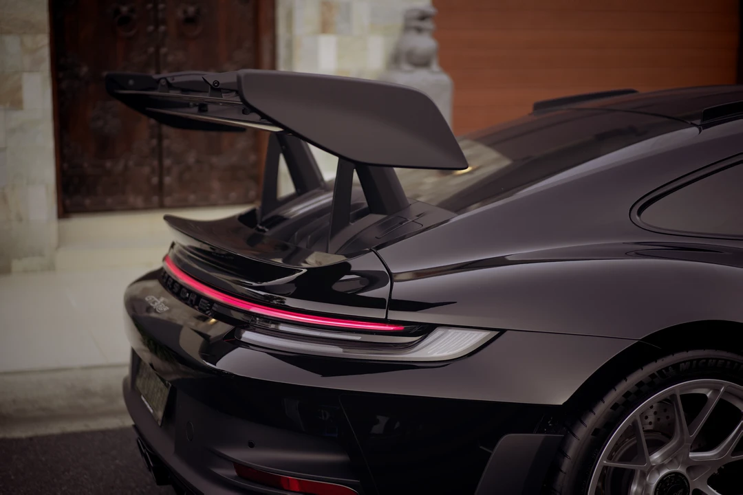 2024 Porsche 992 GT3 RS - Image 27 of 31