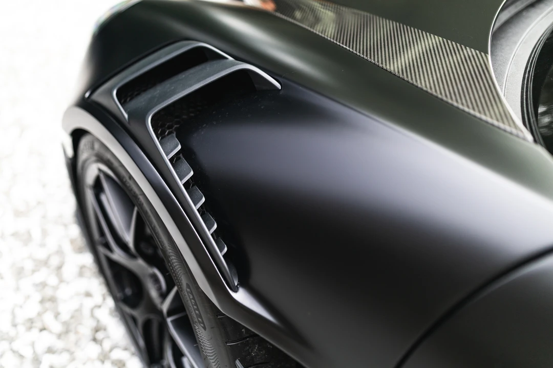 2024 Porsche 992 GT3 RS - Image 26 of 31