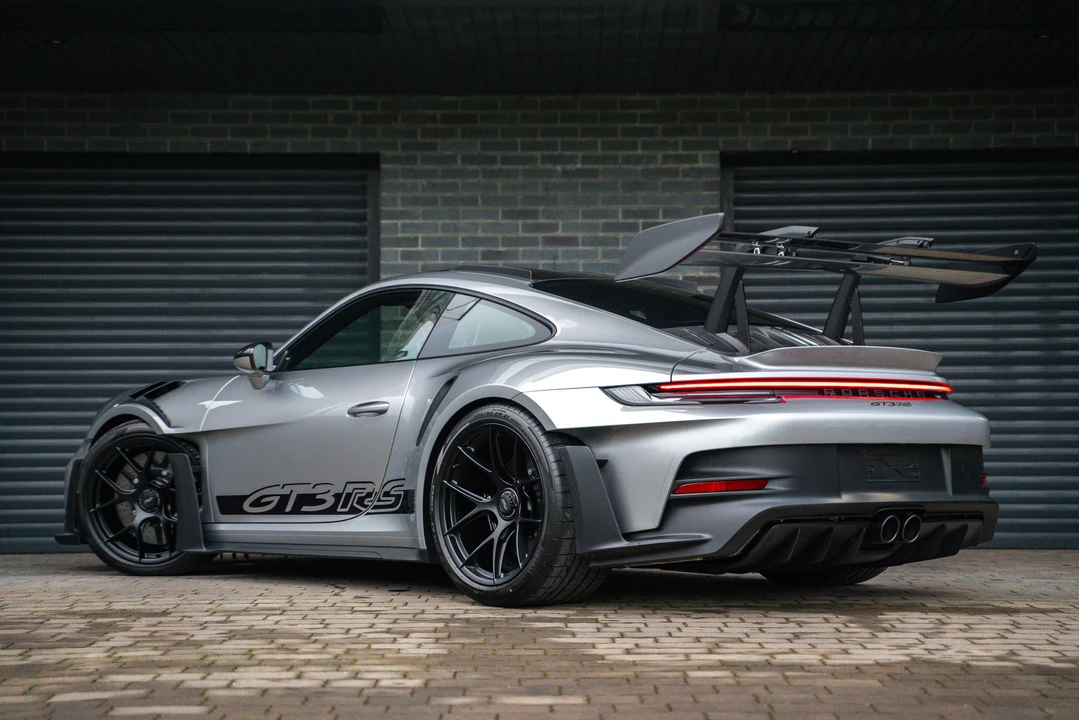 2024 Porsche 992 Carrera S - Image 12 of 31