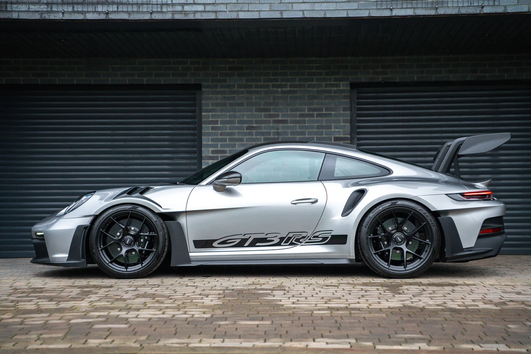 2024 Porsche 992 Carrera S - Image 8 of 31