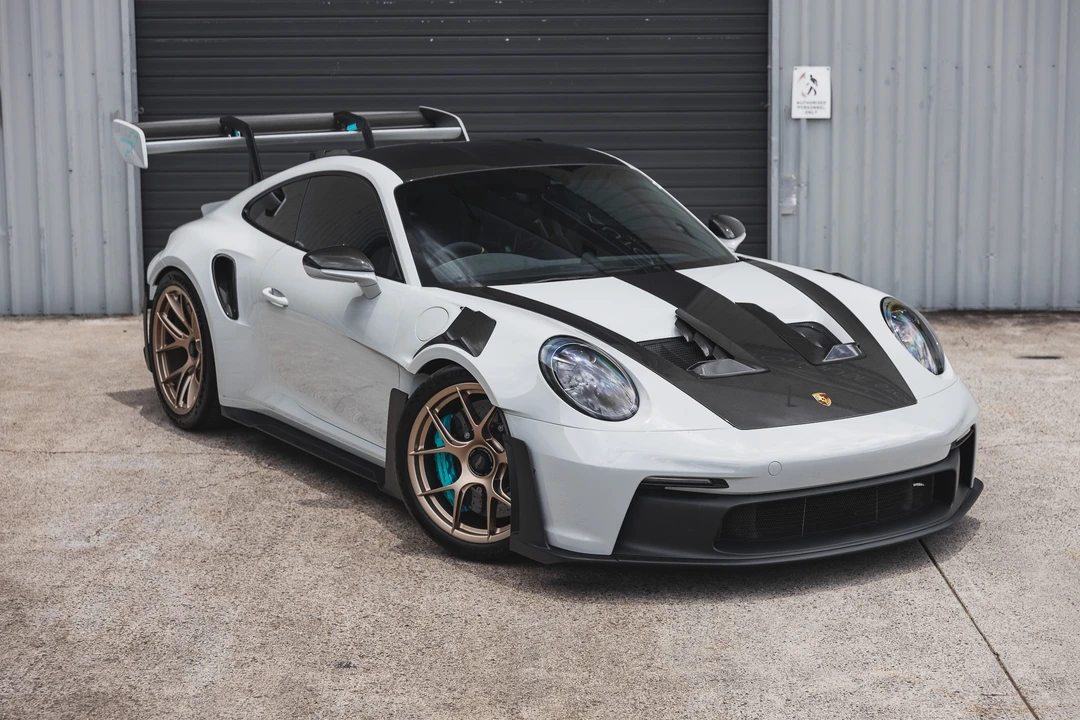 2024 Porsche 992 GT3 RS - Image 17 of 31