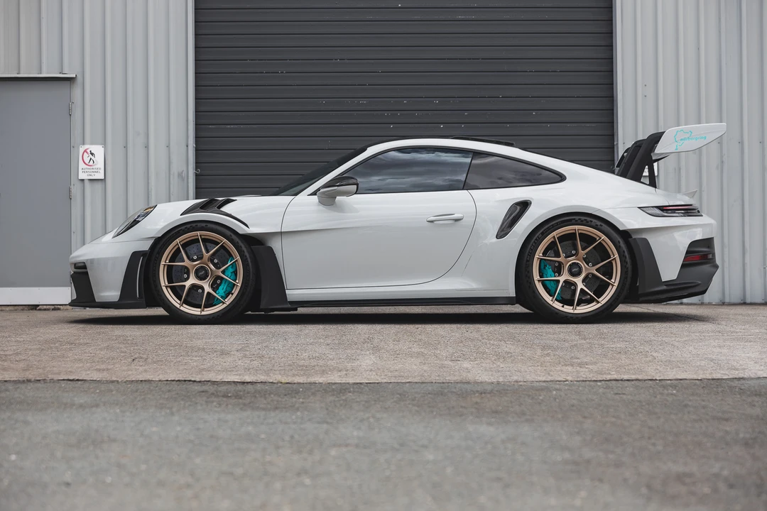 2024 Porsche 992 GT3 RS - Image 14 of 31