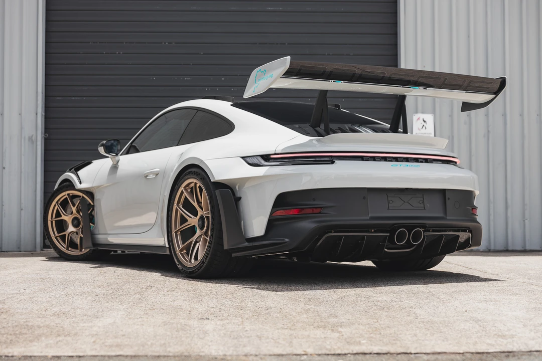 2024 Porsche 992 GT3 RS - Image 29 of 31