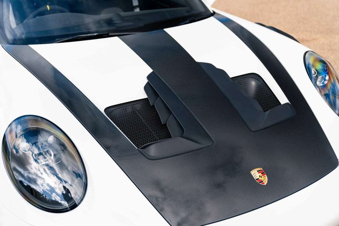 2024 Porsche 992 GT3 RS - Image 28 of 31