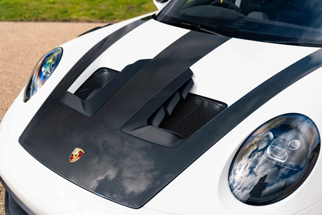 2024 Porsche 992 GT3 RS - Image 29 of 31