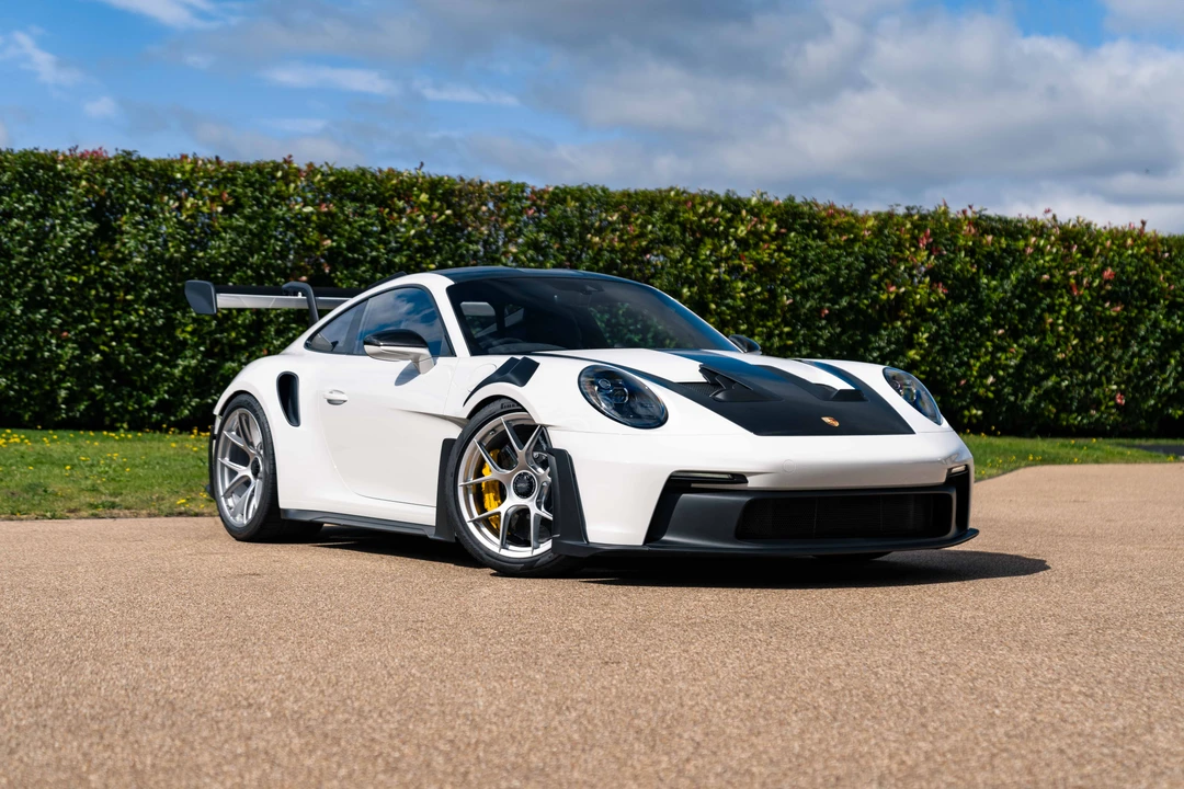 2024 Porsche 992 GT3 RS - Image 17 of 31