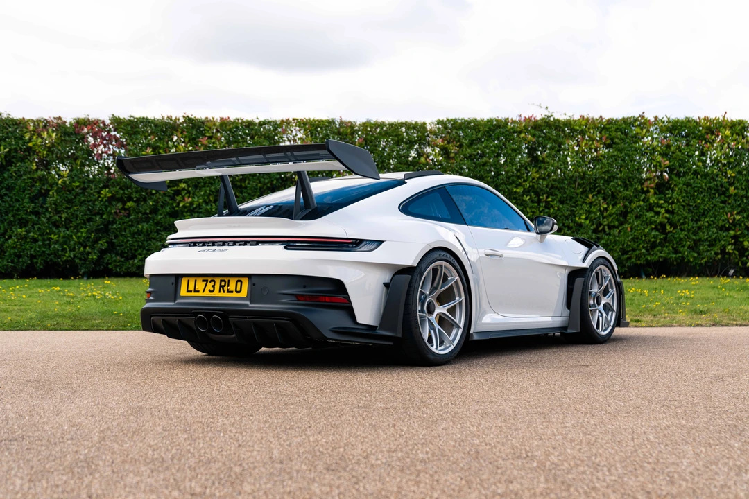 2024 Porsche 992 GT3 RS - Image 15 of 31