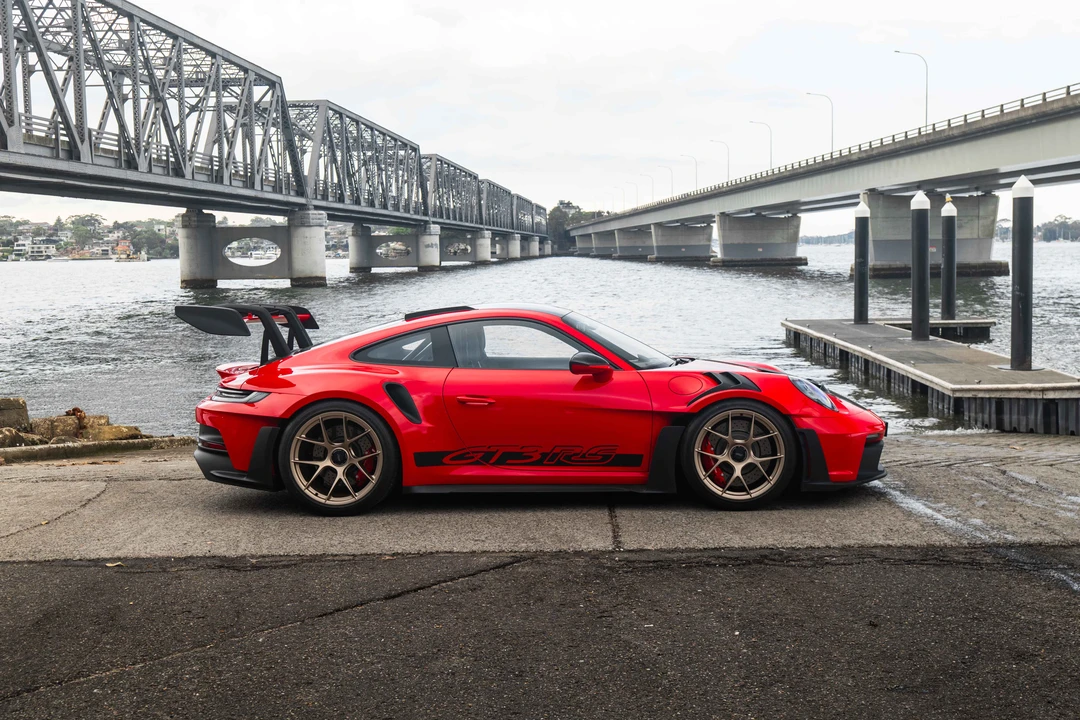 2024 Porsche 992 GT3 RS - Image 8 of 31
