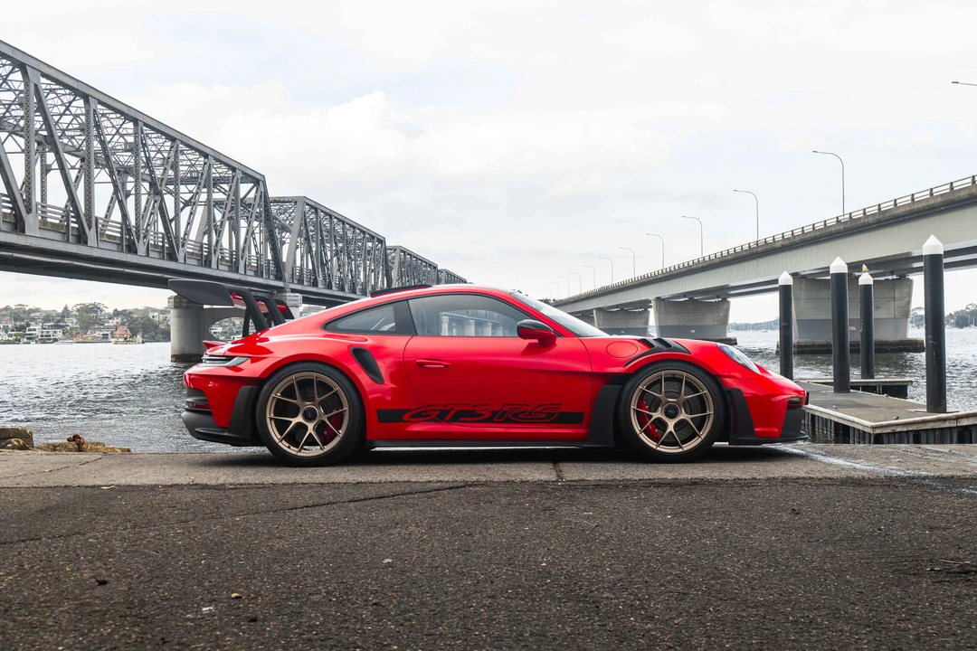 2024 Porsche 992 GT3 RS - Image 16 of 31