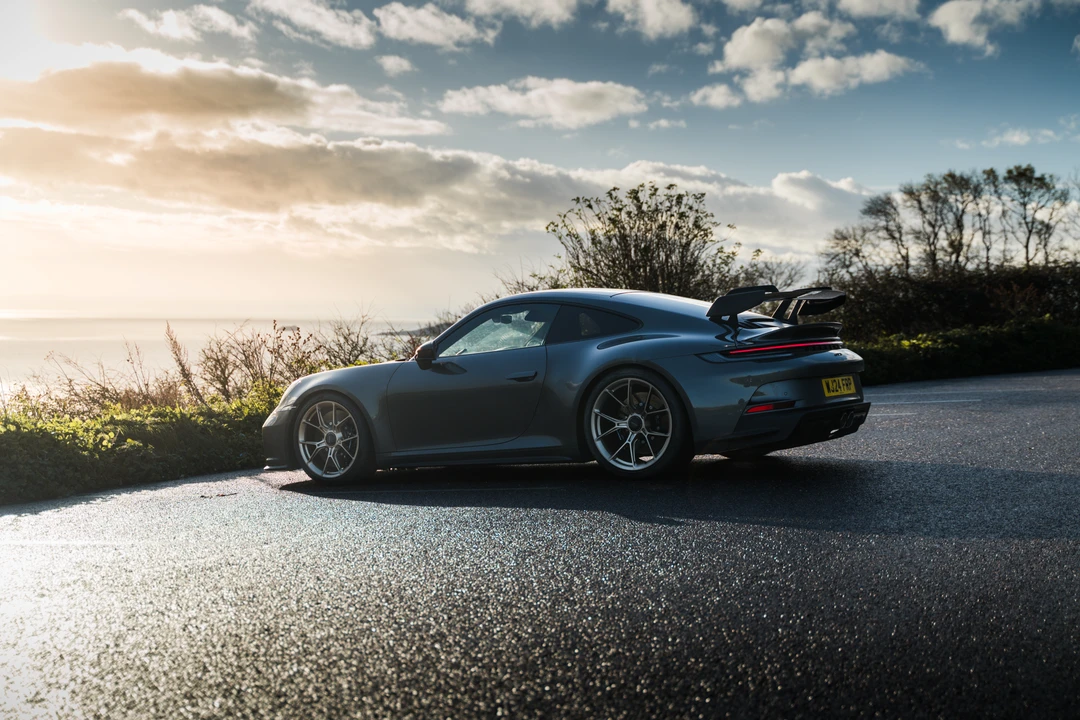 2024 Porsche 992 GT3 - Image 5 of 31