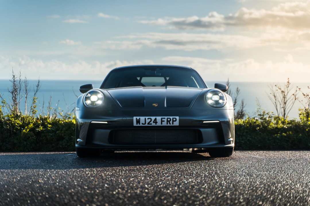 2024 Porsche 992 GT3 - Image 2 of 31