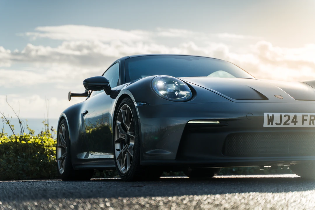 2024 Porsche 992 GT3 - Image 18 of 31