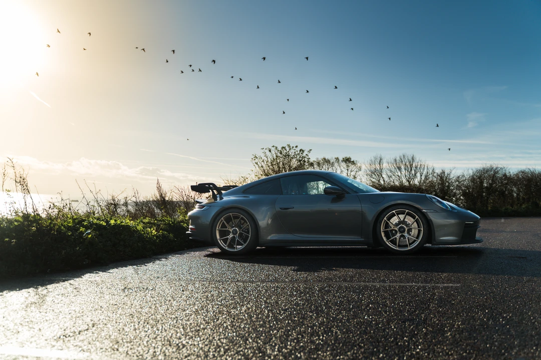 2024 Porsche 992 GT3 - Image 9 of 31