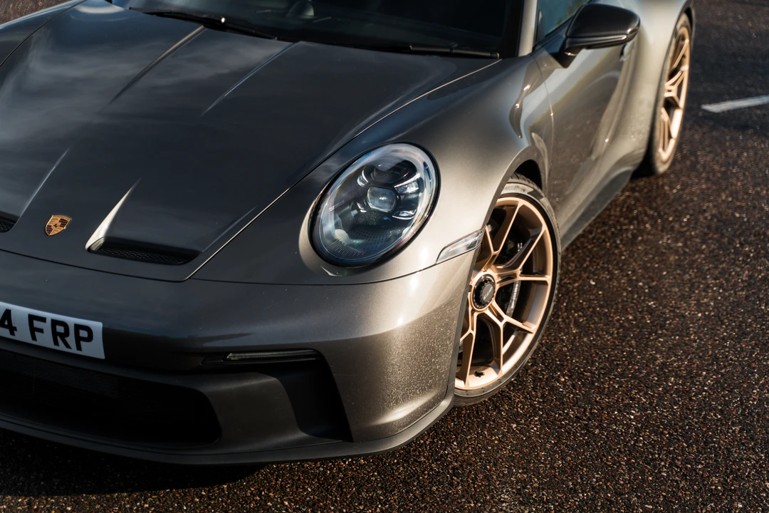 2024 Porsche 992 GT3 - Image 15 of 31