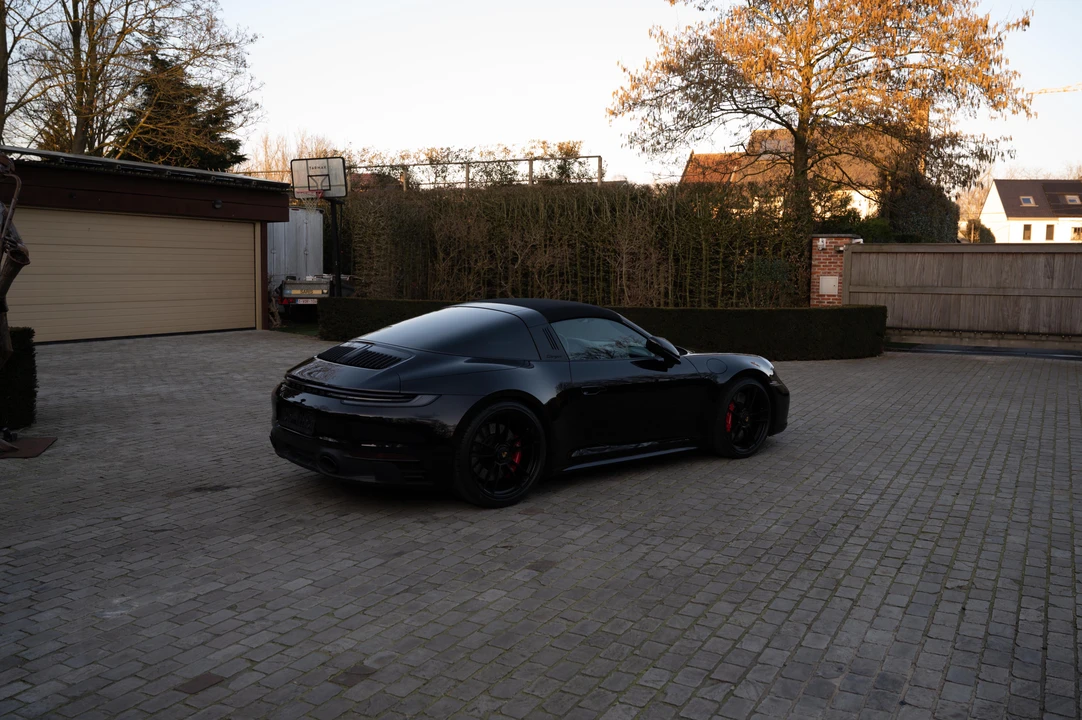 2024 Porsche 992 Carrera - Image 5 of 31