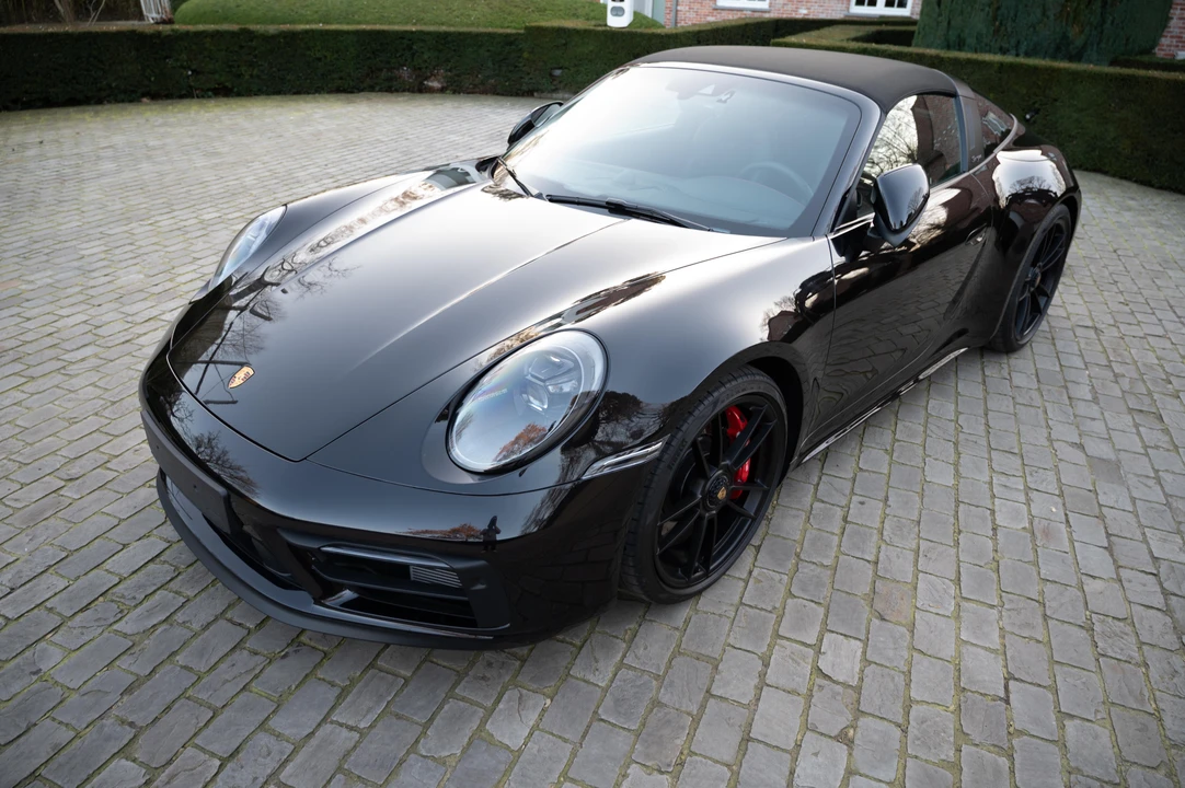 2024 Porsche 992 Carrera - Image 25 of 31