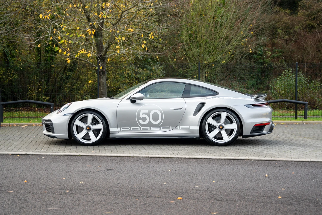 2024 Porsche 992 Turbo - Image 8 of 31