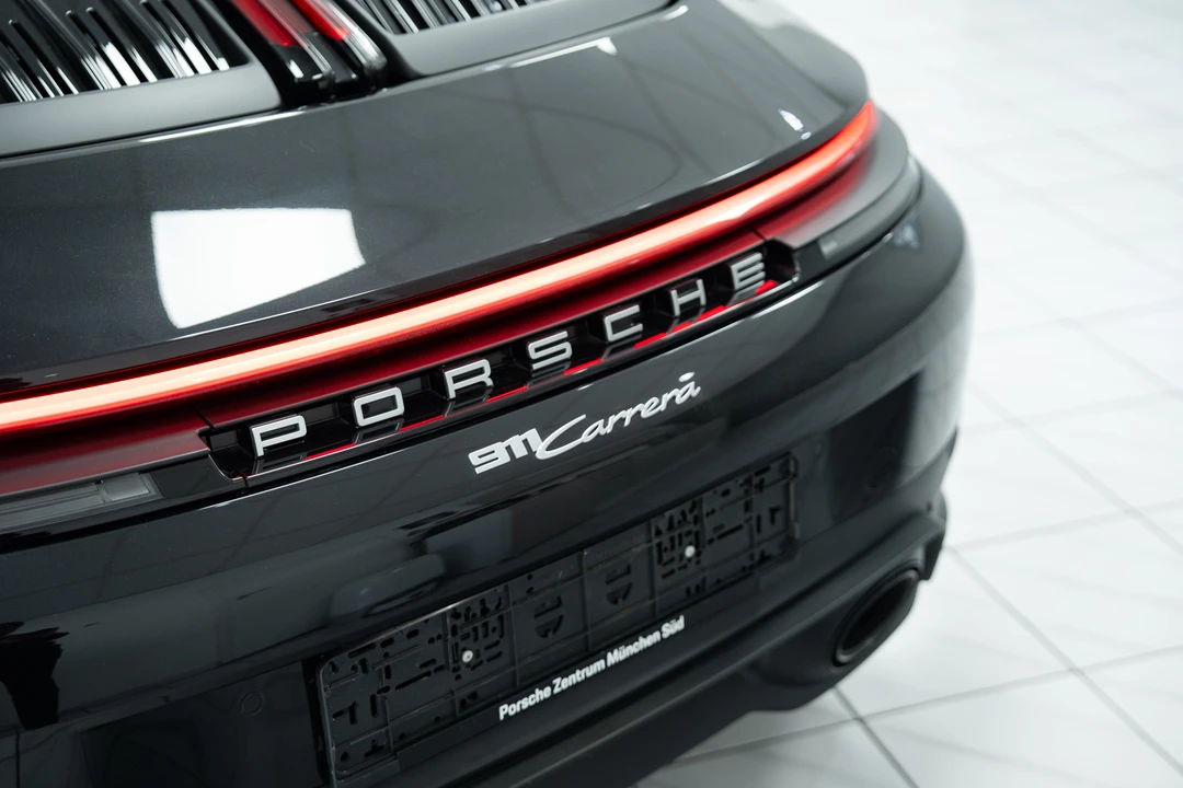 2024 Porsche 992 Carrera - Image 24 of 31