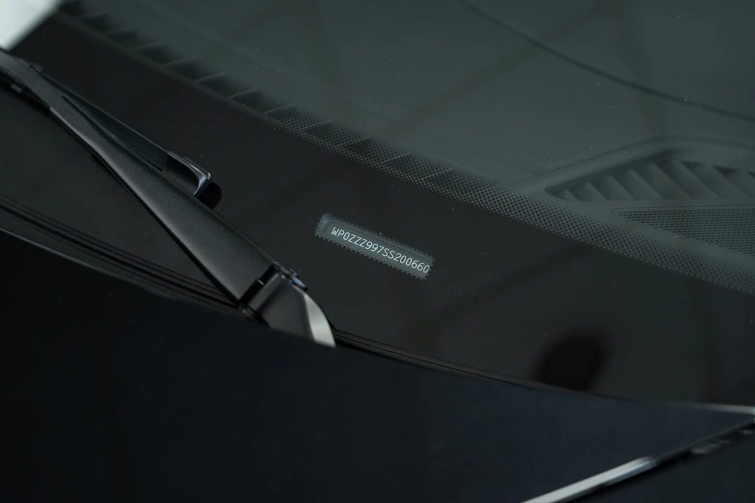 2024 Porsche 992 Carrera - Image 25 of 31