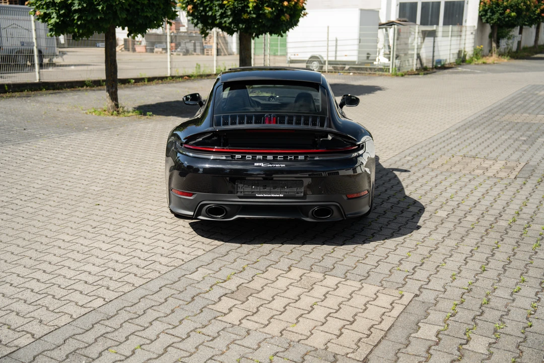 2024 Porsche 992 Carrera - Image 8 of 31