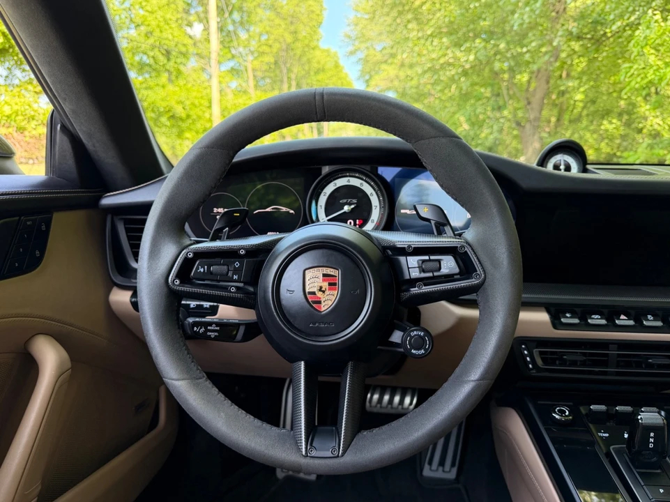 2024 Porsche 992 Carrera GTS - Image 14 of 31