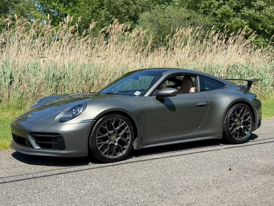 2024 Porsche 992 Carrera GTS - Image 20 of 31
