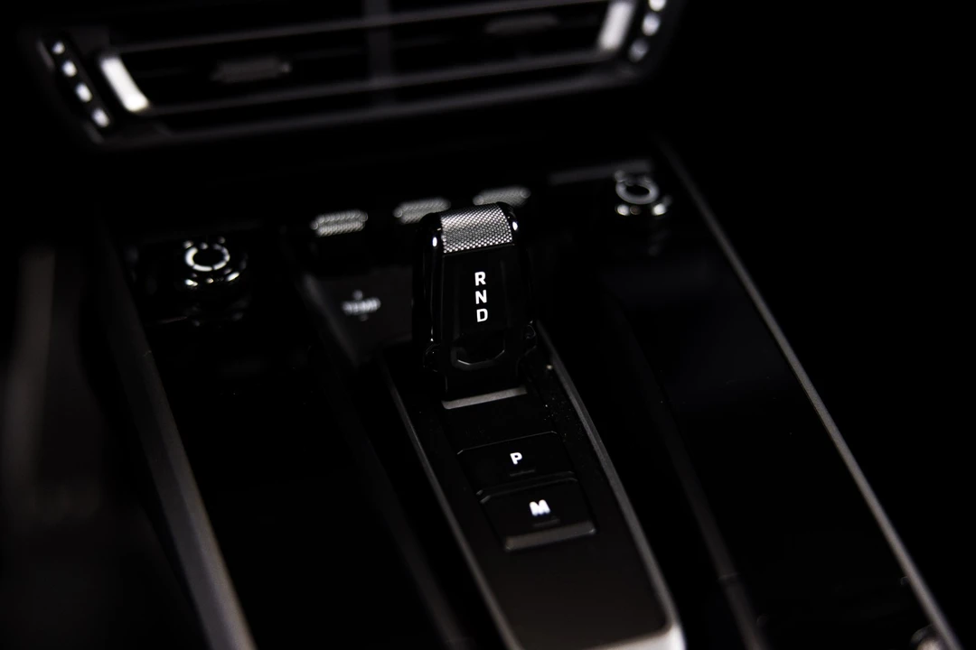 2024 Porsche - Image 29 of 31