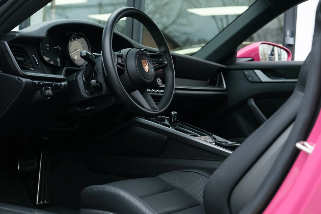 2024 Porsche 992 Carrera S - Image 17 of 31