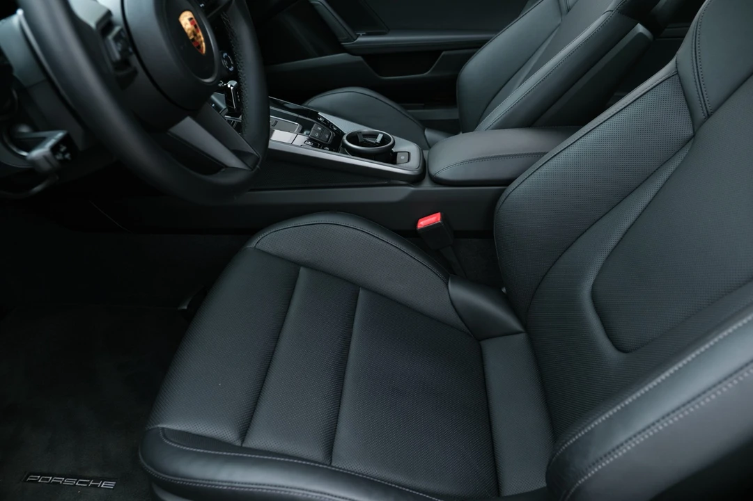 2024 Porsche 992 Carrera S - Image 22 of 31