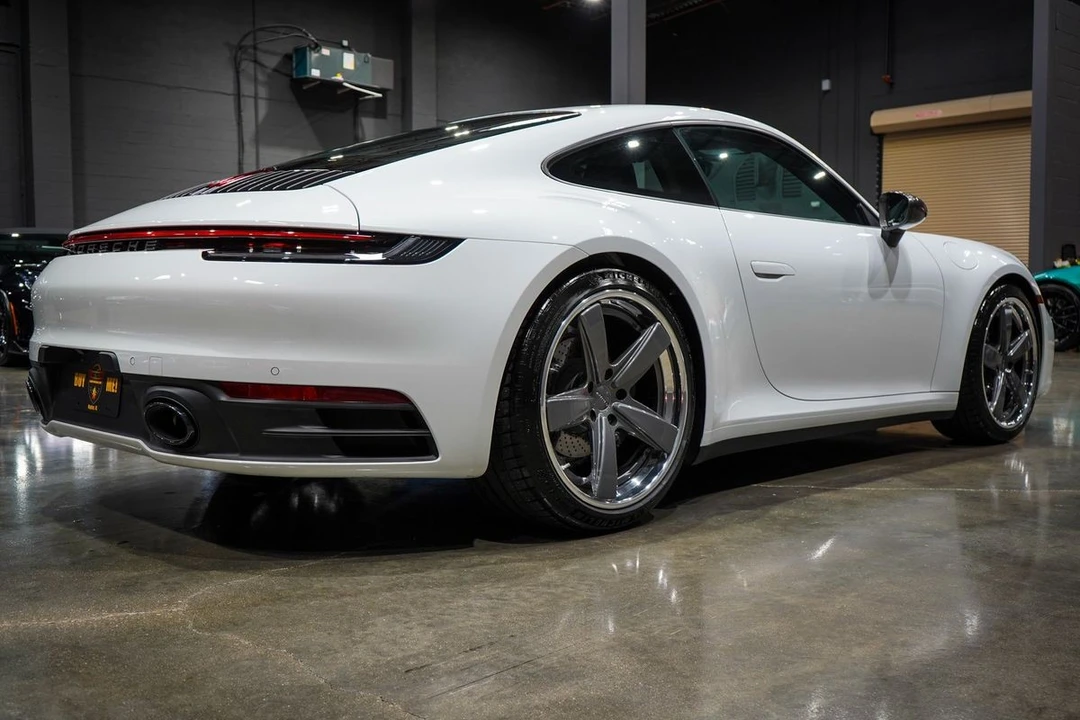 2024 Porsche 992 Carrera T - Image 5 of 21