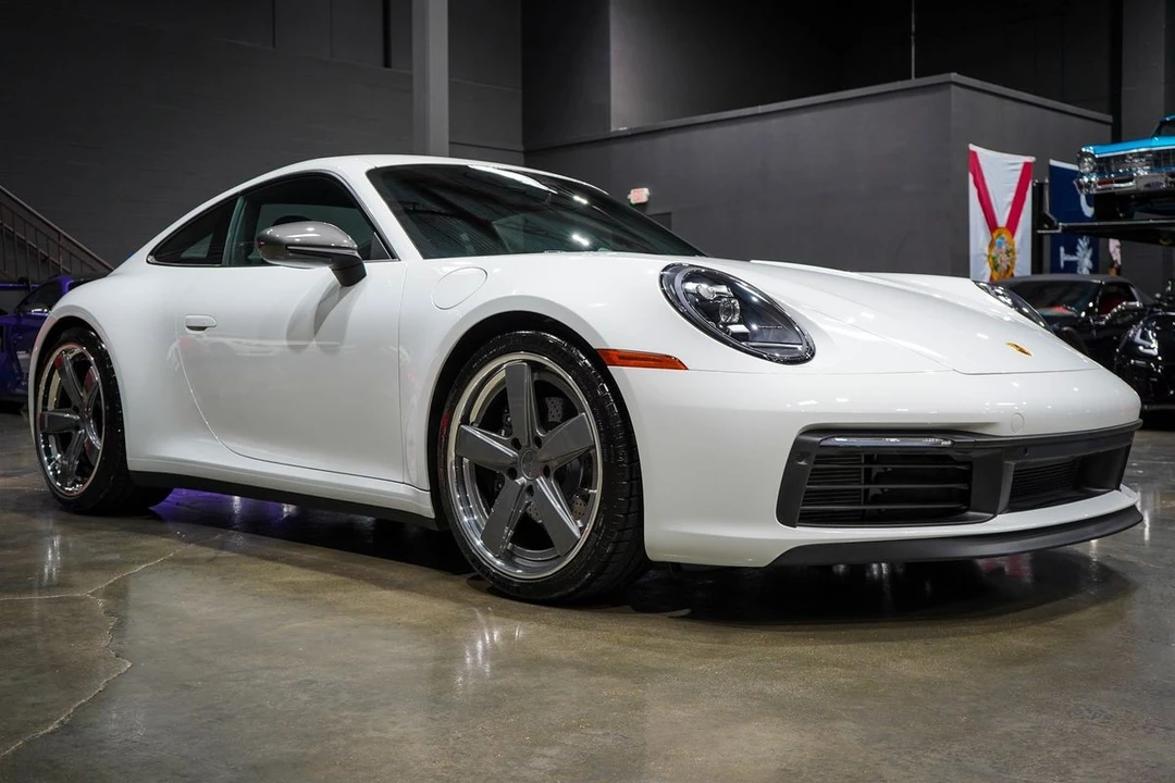 2024 Porsche 992 Carrera T - Image 7 of 21