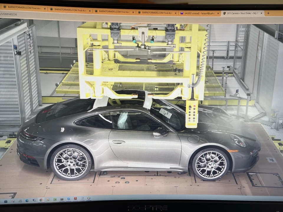 2024 Porsche 992 Carrera - Image 6 of 10