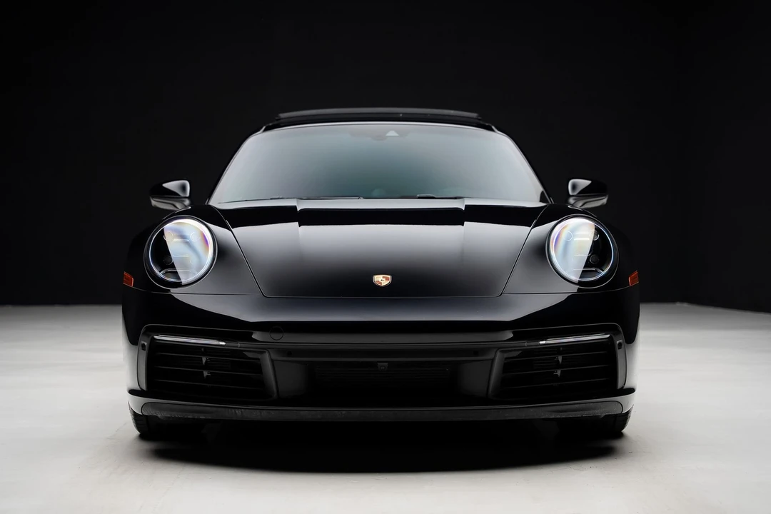 2024 Porsche 992 Carrera - Image 8 of 31