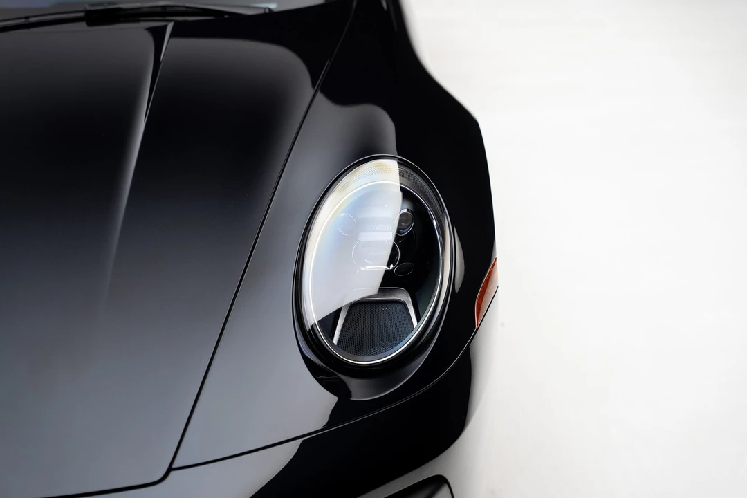 2024 Porsche 992 Carrera - Image 11 of 31